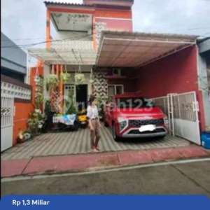 Rumah Bagus 2 Lt di Perumnas Depok Timur, Kota Depok. Terawat SHM , tersedia melalui melalui situs Rumah123