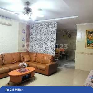 Rumah Bagus Bebas Banjir di Permata Taman Palem Jakarta Barat , tersedia melalui melalui situs Rumah123