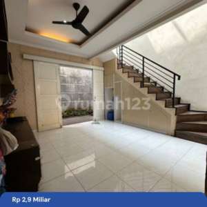 Rumah Bagus di Camar Bintaro Jaya Sektor 3 , tersedia melalui melalui situs Rumah123