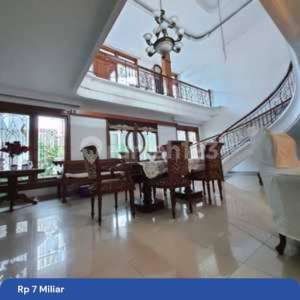 Rumah Bagus Di Mandar Utama Bintaro Jaya Sektor 3 , tersedia melalui melalui situs Rumah123