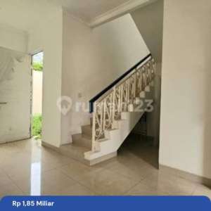 Rumah Bagus Luas 102M2 di Cluster South Thames Jgc Dekat Aeon Mall , tersedia melalui melalui situs Rumah123