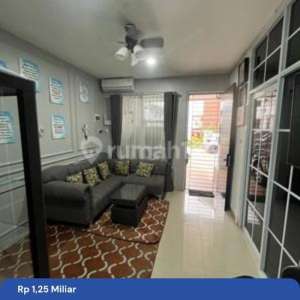 Rumah Bagus Semi Furnished di Megah Aryana Karawaci, Tangerang , tersedia melalui melalui situs Rumah123