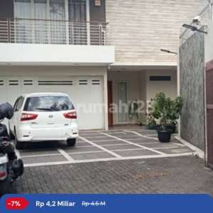 rumah bagus siap huni di sukahaji setrasari bandung , tersedia melalui melalui situs Rumah123