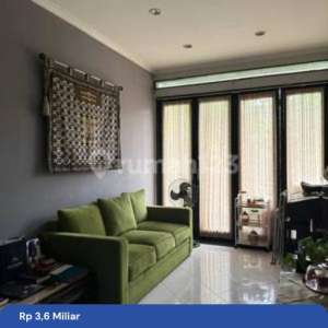 Rumah Bagus Siap Huni Posisi Hook Dekat Taman Lokasi Strategis Sektor 5 Bintaro Jaya Tangerang Selatan SHM Nego , tersedia melalui melalui situs Rumah123