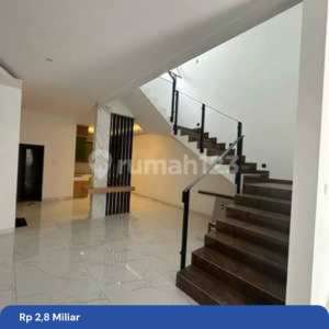 Rumah Bagus Taman Kopo Indah 2, Bandung , tersedia melalui melalui situs Rumah123