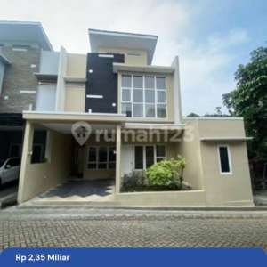 Rumah Bagus Terawat Siap Huni Strategis di Pondok Kelapa , tersedia melalui melalui situs Rumah123