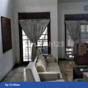 Rumah Bagus Unfurnished SHM Pasar Minggu, Jakarta Selatan , tersedia melalui melalui situs Rumah123