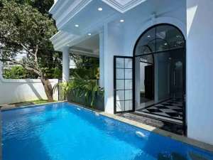 Rumah Baru America classic di Bintaro sektor 1 Jakarta Selatan , tersedia melalui melalui situs Olx