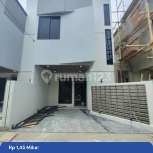 Rumah Baru Dalam Cluster Lokasi Strategis Di Condet Jakarta Timur , tersedia melalui melalui situs Rumah123