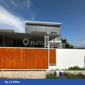 Rumah Baru Dekat Undip Di Tembalang. Ada View. Full Granit , tersedia melalui melalui situs Rumah123