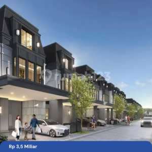 Rumah Baru Design Eropa 3 Lantai dengan Attic Room Ceiling Cantik , tersedia melalui melalui situs Rumah123