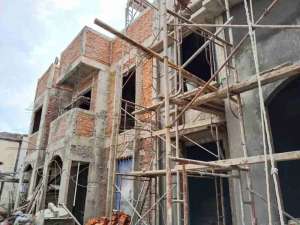 RUMAH BARU MEWAH DI PONDOK BAMBU , tersedia melalui melalui situs Olx