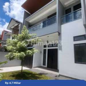 Rumah Baru Modern Design Swimming Pool Bsd City , tersedia melalui melalui situs Rumah123