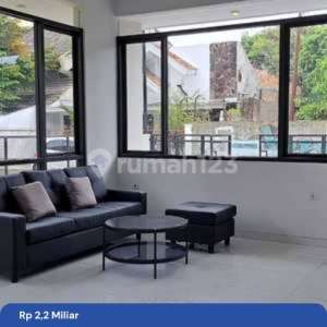 Rumah baru modern minimalis di Tengah kota dekat Mekar Wangi , tersedia melalui melalui situs Rumah123