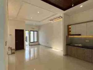 rumah baru Rawamangun , tersedia melalui melalui situs Olx