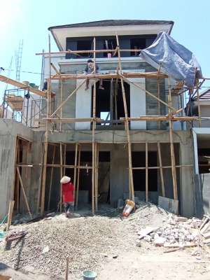 Rumah baru ready unit dalam komplek perum BPD lll pedurungan semarang , tersedia melalui melalui situs Olx