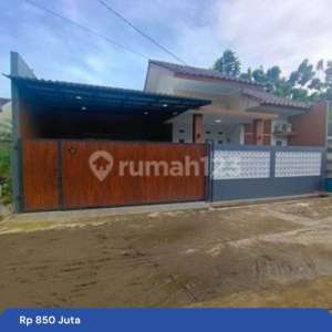 Rumah Baru Sawangan Bedahan Dalam Komplek Siap Huni , tersedia melalui melalui situs Rumah123