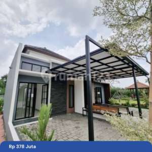 Rumah Baru Tanpa Dp Grand North Menganti Dekat Citraland Dan Pakuwon Mall , tersedia melalui melalui situs Rumah123