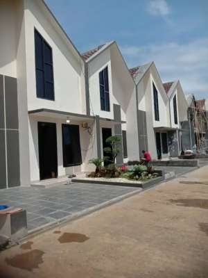 Rumah bebas banjir di Depok dekat stasiun lokasi di Depok, tersedia melalui melalui situs Olx