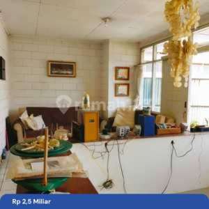 Rumah Bergaya Vintage Jl. Cipaku Indah Setiabudi Bandung Harga Nego , tersedia melalui melalui situs Rumah123