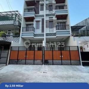 Rumah Brand New Dalam Komplek Tomang Jakarta Barat , tersedia melalui melalui situs Rumah123