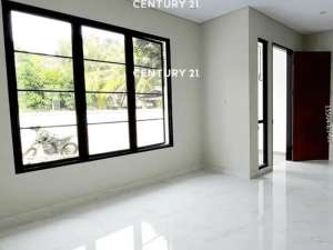 Rumah Brandnew Design Modern Farmhouse Siap Huni Dijual Murah , tersedia melalui melalui situs Olx