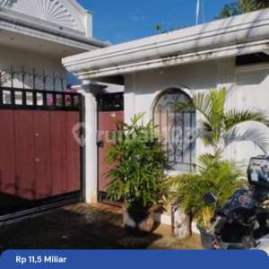 Rumah Cantik 2 Lantai Di Jl Madrasah Sukabumi Utara Kebon Jeruk Jakarta Barat es , tersedia melalui melalui situs Rumah123