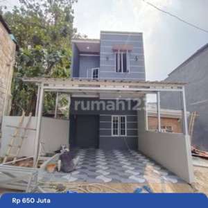 Rumah Cantik 2 Lantai di Jakarta Timur Akses Top Siap Huni Harga Minimalis , tersedia melalui melalui situs Rumah123