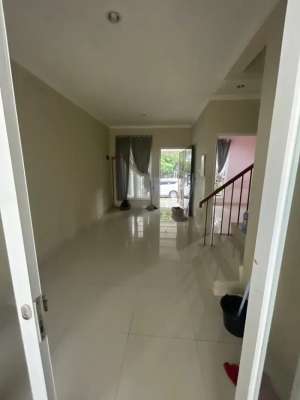 Rumah Cantik Siap Huni View alam at Bukit Golf Cibubur dekat Jakarta , tersedia melalui melalui situs Olx