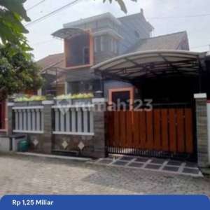 Rumah Cantik Terawat Daerah Mojosongo Solo , tersedia melalui melalui situs Rumah123