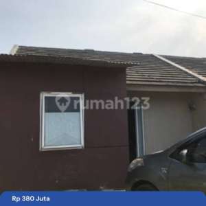 Rumah Cinunuk Dkt Sd,Smp,Sma,Univ,Spmrkt , tersedia melalui melalui situs Rumah123