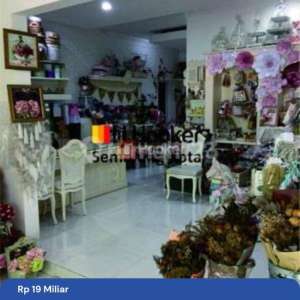 Rumah cocok untuk usaha di jalan Veteran , tersedia melalui melalui situs Rumah123