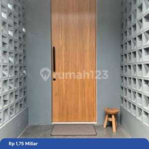 Rumah Dalam Komplek Bumi Sariwangi 1 - Bandung Barat , tersedia melalui melalui situs Rumah123