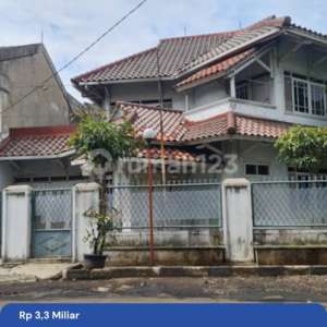 Rumah dalam Lingkungan Asri, Privacy dan Bagus di Galaxy Bekasi, dekat jalan Tol Cikampek , tersedia melalui melalui situs Rumah123