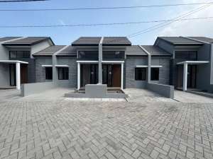 Rumah Dan Ruko Dijual 1Lantai Dan 2Lantai Rungkut Surabaya Grand Alana , tersedia melalui melalui situs Olx