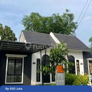 Rumah Dekat Lakarsantri 15 Menit Ke Ptc Unesa Lidah. Tanpa Uang Muka Suku Bunga Termurah Se-indonesia. Info Rumah Dimana Saja Tanya Saya , tersedia melalui melalui situs Rumah123