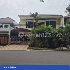 Rumah Dengan Kolam Renang Cantik di Kalimalang Jakarta Timur , tersedia melalui melalui situs Rumah123