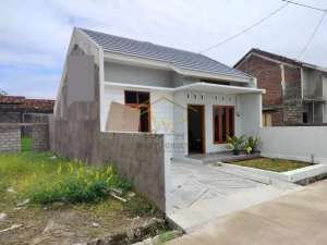 RUMAH DESAIN MODERN CANTIK DI GODEAN, DEKAT PASAR GODEAN , tersedia melalui melalui situs Olx
