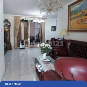 Rumah Di Citra Grand, Posisi Depan Taman , tersedia melalui melalui situs Rumah123