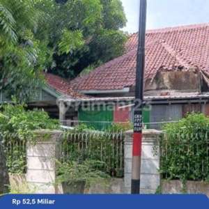 Rumah di Jalan Blitar ,Menteng ,Jakarta Pusat , tersedia melalui melalui situs Rumah123