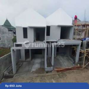 Rumah di jual 2 lantai murah dalam lingkungan cluster asri nyaman , tersedia melalui melalui situs Rumah123