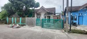 Rumah Di jual Sentraland Bumi Parung Panjang lokasi di Jalan mataram 3 no.8 Perumahan Bumi Parung Panjang \u002F Sentraland, tersedia melalui melalui situs Olx