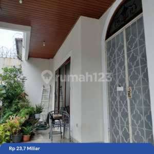 Rumah di Kawasan Strategis Senopati One Gate Access , tersedia melalui melalui situs Rumah123