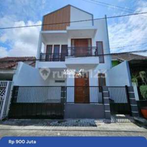 Rumah di Komplek Perumahan Siap Huni di Jalan Ikan Blimbing , tersedia melalui melalui situs Rumah123