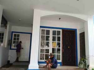 rumah di Legenda wisata second boulevard , tersedia melalui melalui situs Olx