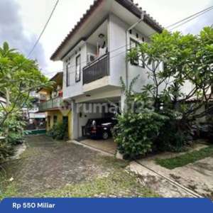 Rumah di Petukangan Utara Cocok Investasi dan Usaha , tersedia melalui melalui situs Rumah123