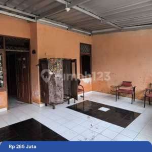 Rumah Dibawah Harga Pasar 1 Lantai Rumah Bahan di Perumahan Villa Nusa Indah Bogor , tersedia melalui melalui situs Rumah123