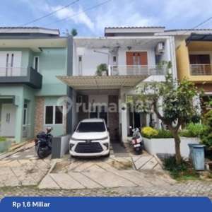 Rumah Dijual 2 Lantai Nempel Galaxy dan Lagon, Pekayon Jaya, Bekasi Dekat Mal Pakuwon , tersedia melalui melalui situs Rumah123