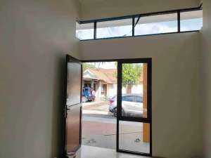 rumah dipasar pakem jl kaliurang km 16 , tersedia melalui melalui situs Olx