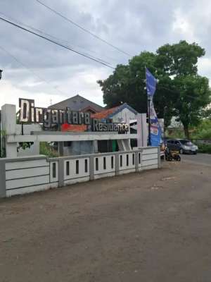 Rumah Dirgantara Residence lokasi di Perum Dirgantara Residence, tersedia melalui melalui situs Olx